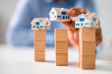 Faut-il investir en Bourse dans l’action de la petite SIR Immo Moury ?